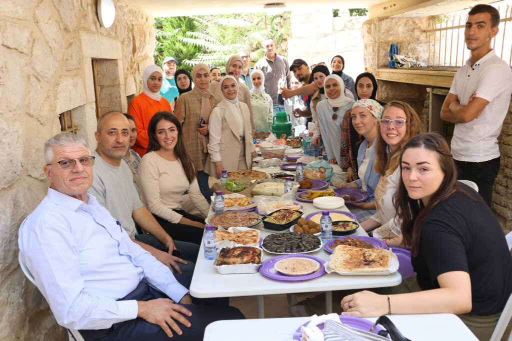 Internship and Volunteer Programs In Palestine